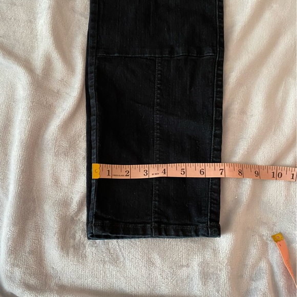 CJ by Cookie Johnson moto style dark wash jeans - Picture 12 of 14